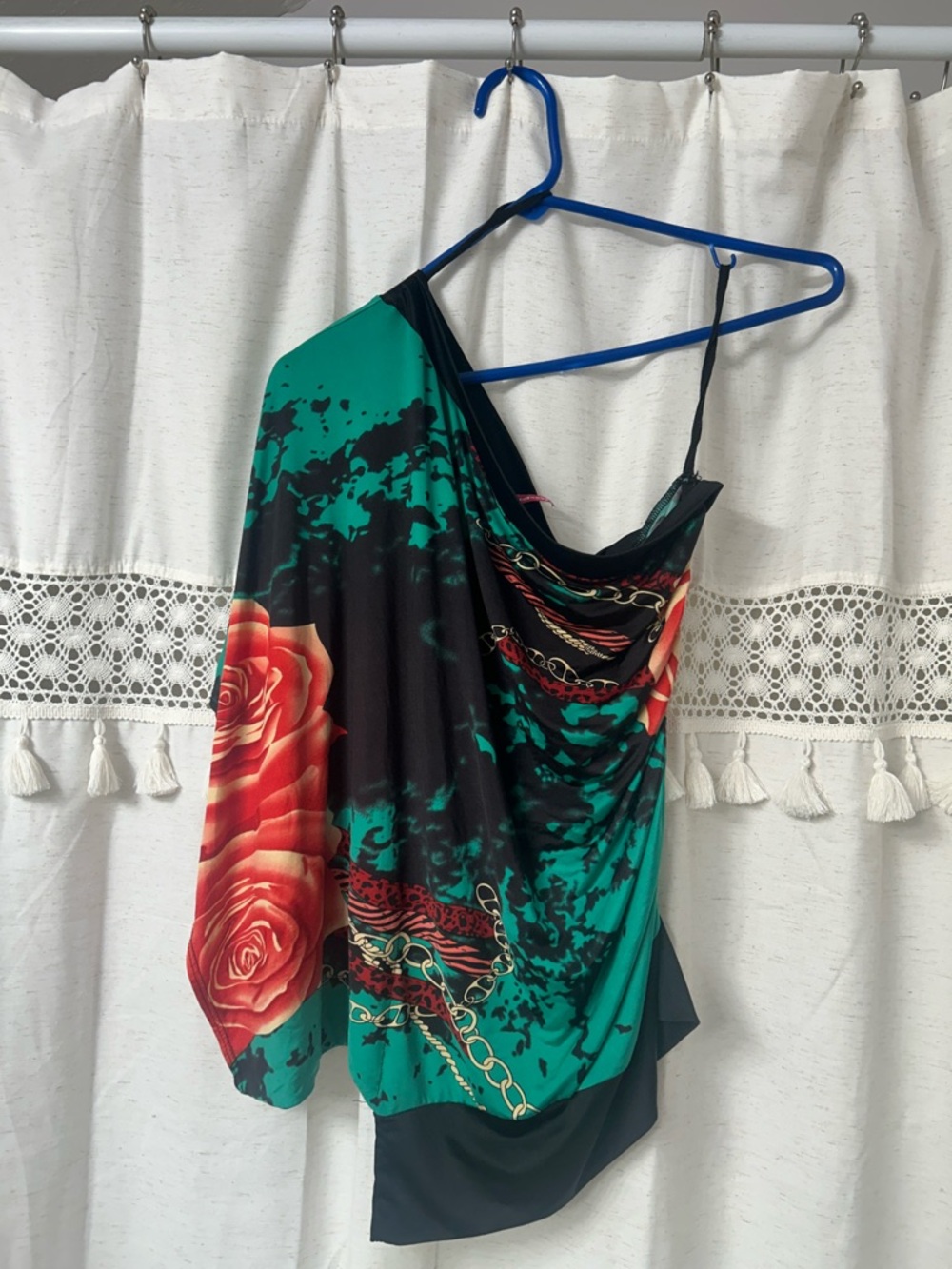 Women’s One-Shoulder Floral Chain Print Tunic - Green & Red